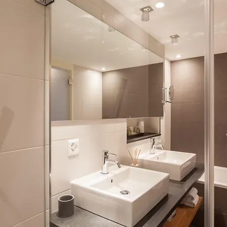 Отель Allalin Зас-Фе